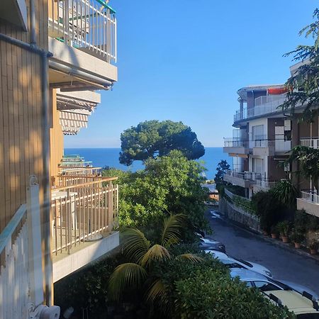 Casa Lela Vista Mare Posto Auto, Apartment Sanremo Luaran gambar